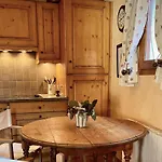 Apartment Cosy For 4 In *