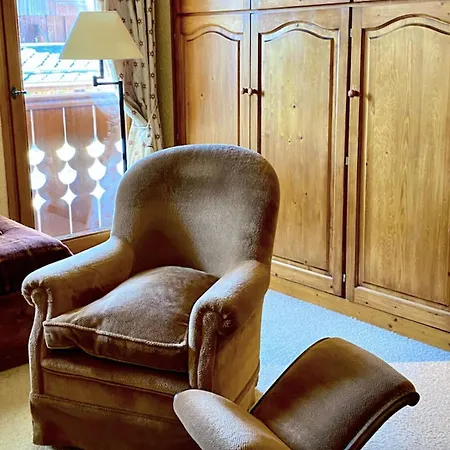 Cosy For 4 In *